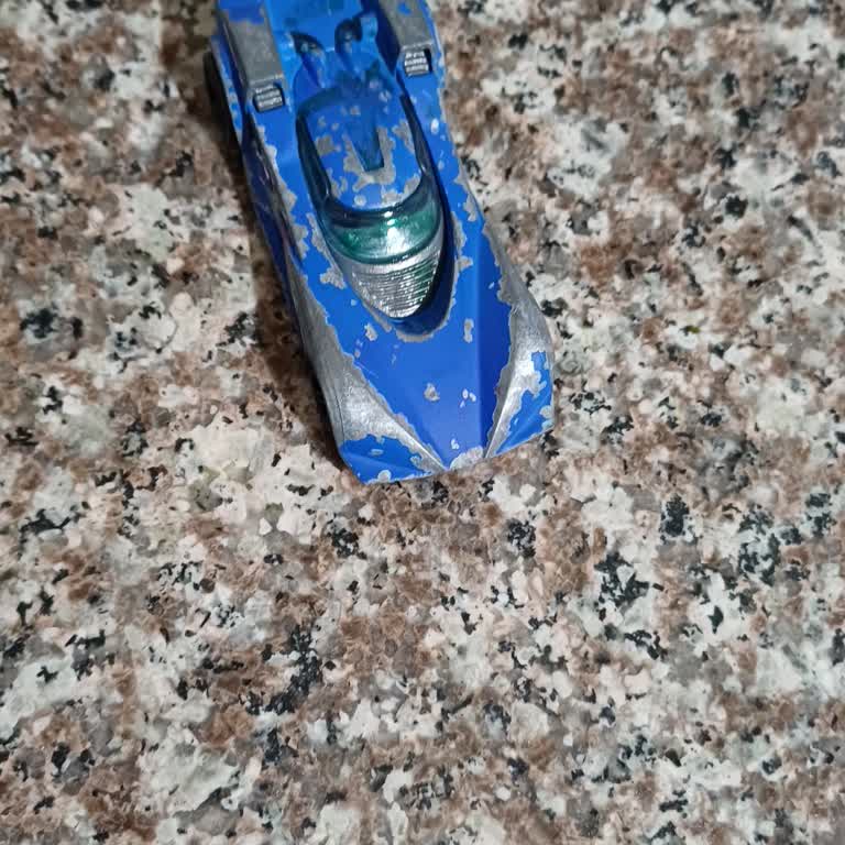 Suya Dayanıksız Hot Wheels Araba Boya Soyulması