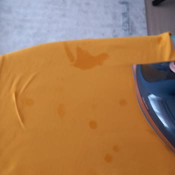 Philips Azur 8000 Ütüsü Su Damlatıyor Ve Yetkili Servis Sorunu Görmezden Geliyor