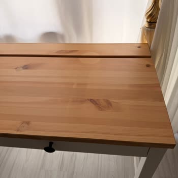 İKEA Hemnes Çalışma Masasında Erken Kararma Ve Lekeler İade Talebi