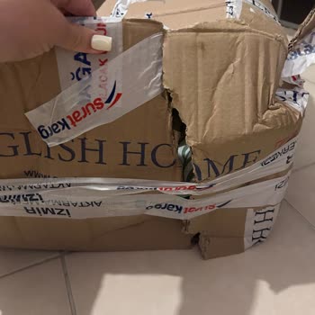 Hasarlı Kutu Ve Eksik Ürünler, Müşteri Hizmetleri Çözüm Sağlamıyor