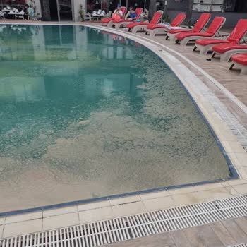 Dedeman Kemer Resort'ta Yanıltıcı Marka Kullanımı Ve Hijyen Sorunları