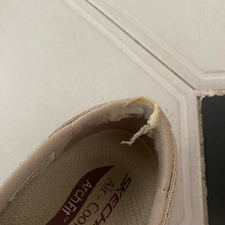 Skechers Ayakkabının Kısa Sürede Parçalanması Ve Hepsiburada’nın Yetersiz Cevabı