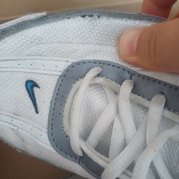 Nike Initiator Ayakkabısında Dikiş Açılması Ve Hızlı Aşınma