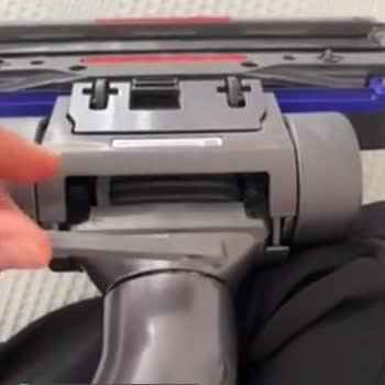 Dyson Tüm Zeminler İçin Olan Başlığın Yenisini Göndermiyor!