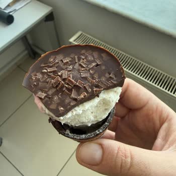 Algida Cornetto Disc Dondurmasının Yarı Boş Olması Ve Çözüm Sunulmuyor