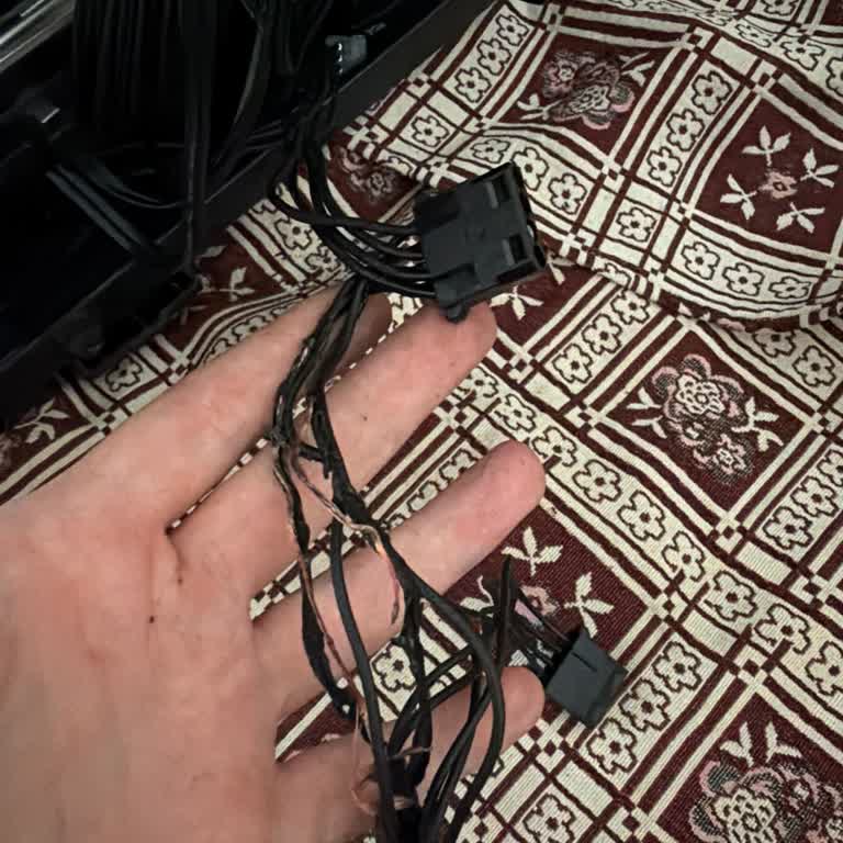 Cooler Master Alev Alan Güç Kaynağı İçin Güvenlik Sorunu ve Yanıtsız İade Talebi