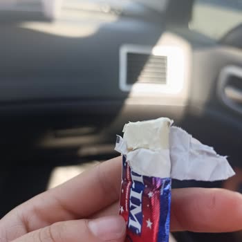 A101 Sakız Paketi İç Kağıtsız Ve Yapışık Çıktı