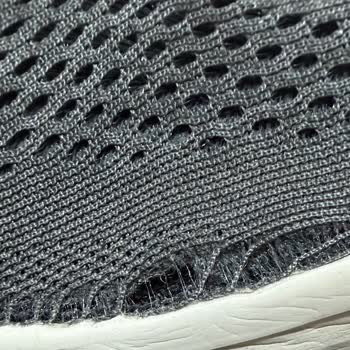 Skechers Ayakkabısının Yanlardan Açılması Ve Garanti Reddi