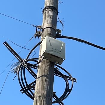 Fiber Altyapısı Var, Direk Eksikliği Nedeniyle İnternet Kullanamıyorum