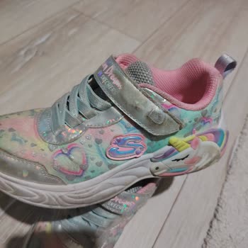 Skechers Çocuk Ayakkabısının Kısa Sürede Aşırı Yıpranması Ve Ücret İadesi Talebi