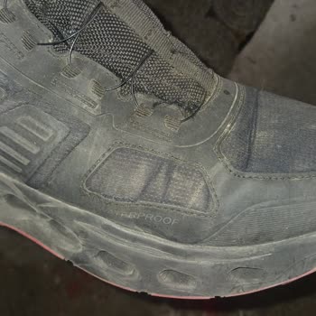 Kısa Sürede Sökülen Waterproof Ayakkabının Ürün Kusuru Ve Haksız İnceleme