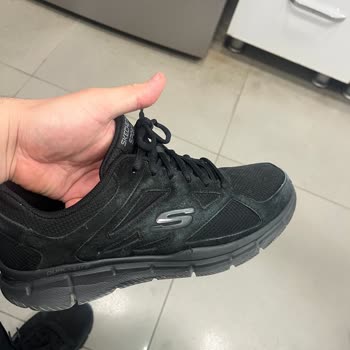 Skechers Ayakkabısında Renk Solması Ve Kalıp Sorunu: Ücret İadesi Talebi