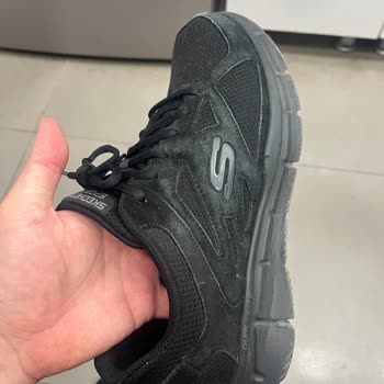 Skechers Ayakkabısında Renk Solması Ve Kalıp Sorunu: Ücret İadesi Talebi