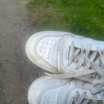 Proshot Spor Ayakkabısının Derisinin Kısa Sürede Çatlaması