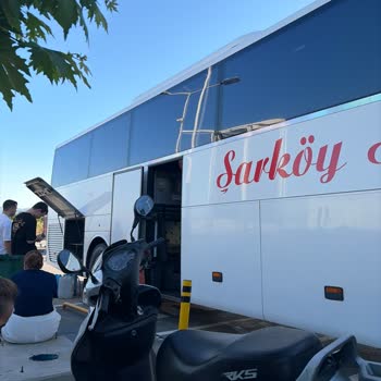 Şarköy Seyahat Otobüsünde Su Yok, Yolcular Mağdur, Ücret İadesi Talebi