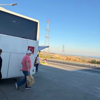 Arızalı Otobüs, Uzun Bekleme Ve Bilgilendirme Eksikliği İçin Bilet İadesi Talebi