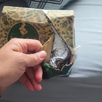 Soğuk Zincir Olmadan Gelen Sucuk Ve Tekrarlanan Yanlış Teslimat