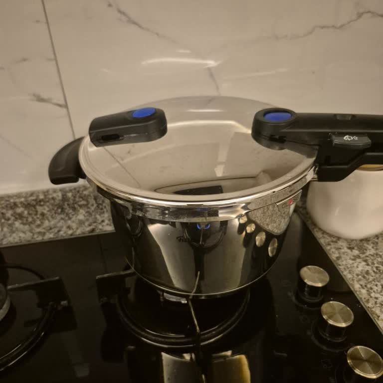 Fissler Düdüklü Tencere Aşırı Ötme Sorunu Ve Değişim Talebi