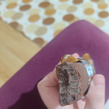 Karamelli Görünüp Boş Çıkan Dondurma, Müşteriyi Yanıltıyor
