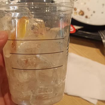 Şanlıurfa Piazza Avm Starbucks’ta Aşırı Buzlu Orange Mango Şikayeti