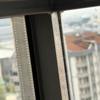 Cam Balkon Sisteminde Su Sızması, Pencere Açılmaması Ve Fitil Kırılması: Kalıcı Çözüm Talebi