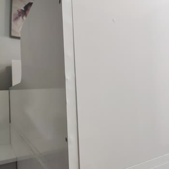 Bir Buçuk Aylık Bekleyiş Sonrası Deforme Mobilya Ve Eksik Parçalar