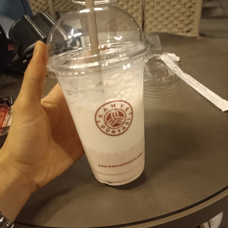 Krema Eksikliği Nedeniyle Smoothie Değişimi Reddedildi