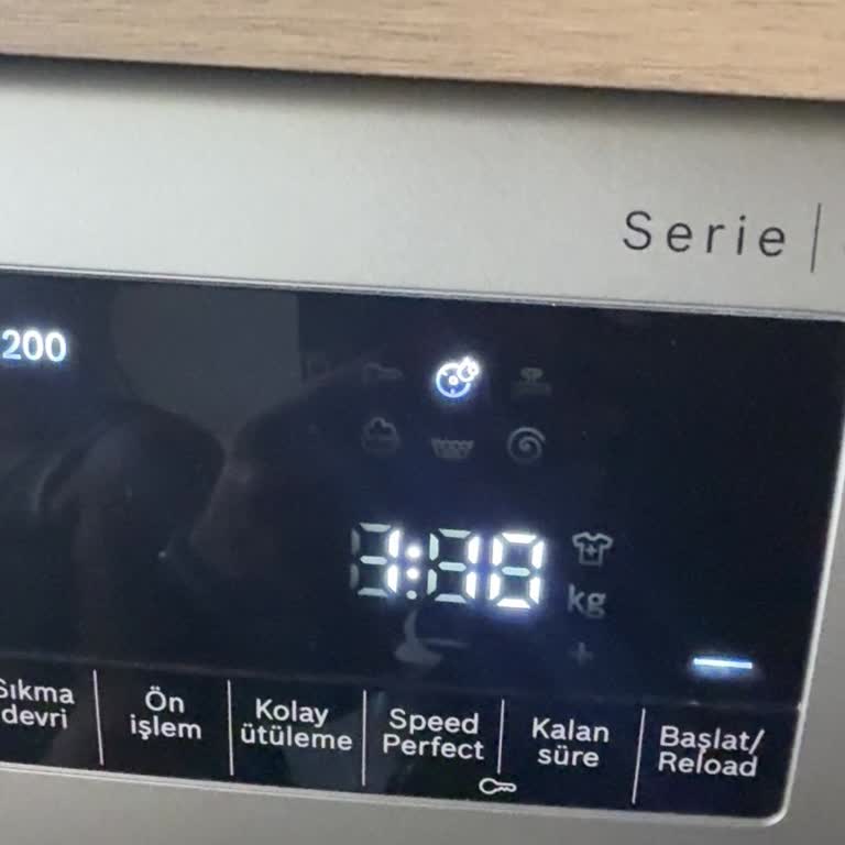 Bosch Çamaşır Makinem Başlatılamıyor Ve Ücretsiz Servis Talep Ediyorum