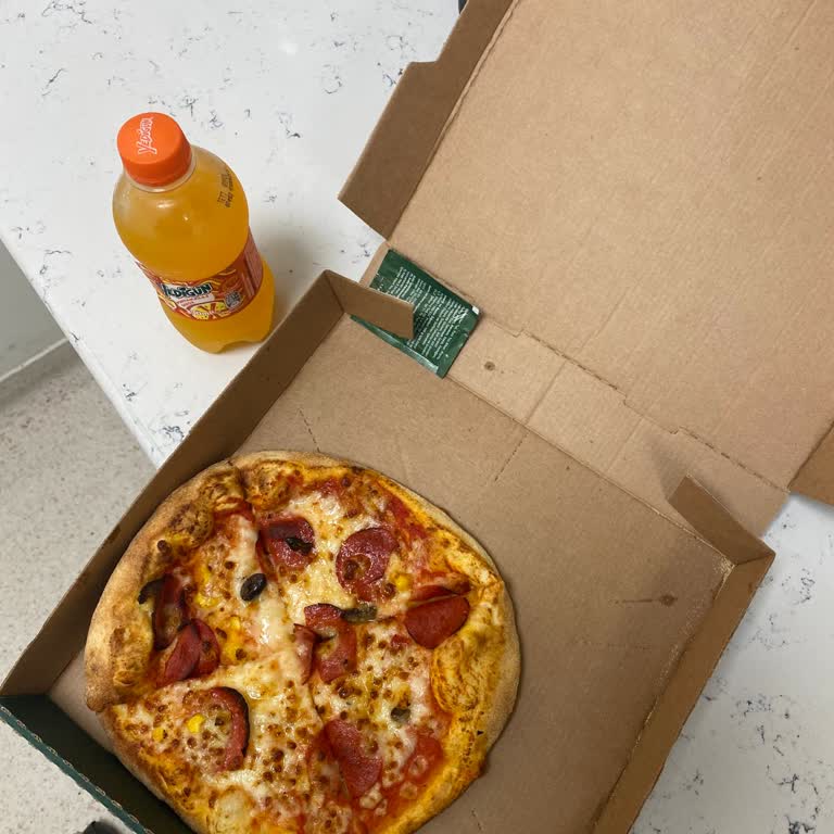 Yanlış Pizza Boyutu Ve Yanlış İçecek İçin Çözüm Talebi