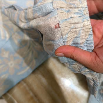 Defolu Pantolon Ve Beymen Club Mağaza İlgisizliği