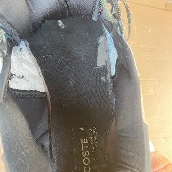 İki Yıllık Garantili Lacoste Ayakkabım Kısa Sürede Patladı Ve Mağaza Reddetti