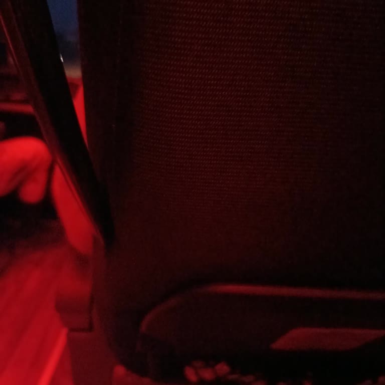 Koltuklarını Yatan Yolcular Çocuklu Yolcunun Konforunu Bozdu Ve Personel Müdahalesiz Kaldı