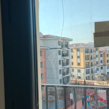 Ral Yapı Evdeki PVC, Fayans Ve Cam Eksiklerini Ral İnşaat Hâlâ Düzeltmiyor