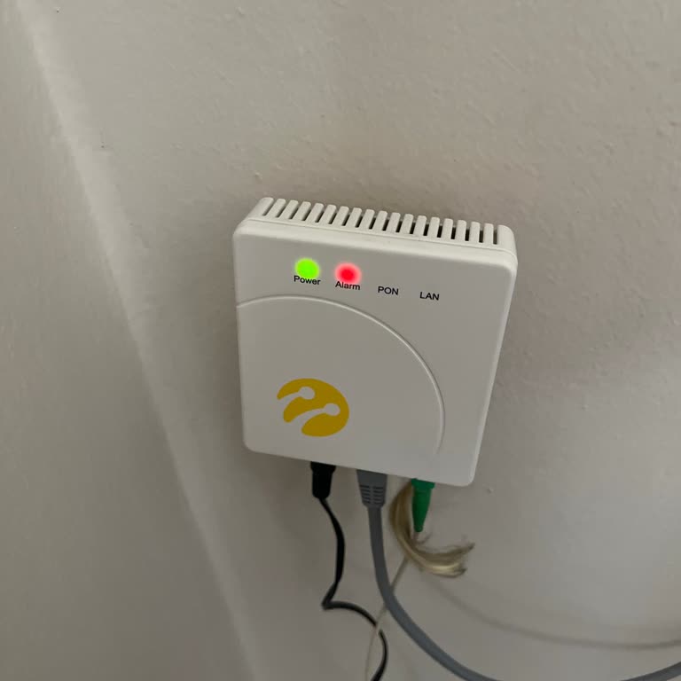 İnternet Ve TV Kesintisi İçin Çözüm Ve Ücret İadesi Talebi