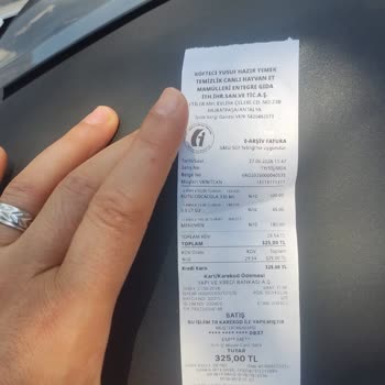 Etiler Şubesinde Garson Davranışı Şikayeti