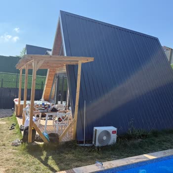 Airbnb Erkek Grubu Olarak Bungalovda Cinsiyetçilikle Karşılaştık