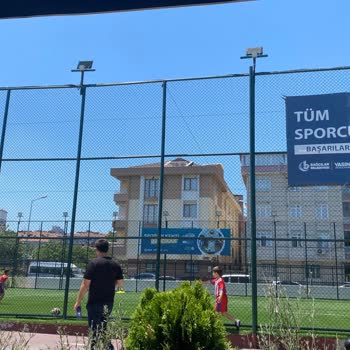 Kazım Karabekir Halı Sahasının Üstünün Kapatılması Talebi