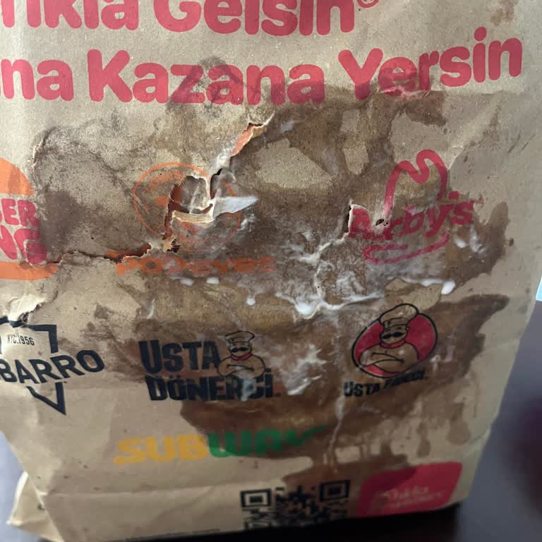 Uber Eats Siparişim Suyla Dolu Ve Yenilemez, İade Talebi