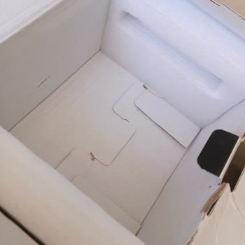 Robo Masaj Aletinde Garanti Belgesi Ve Adaptör Eksikliği