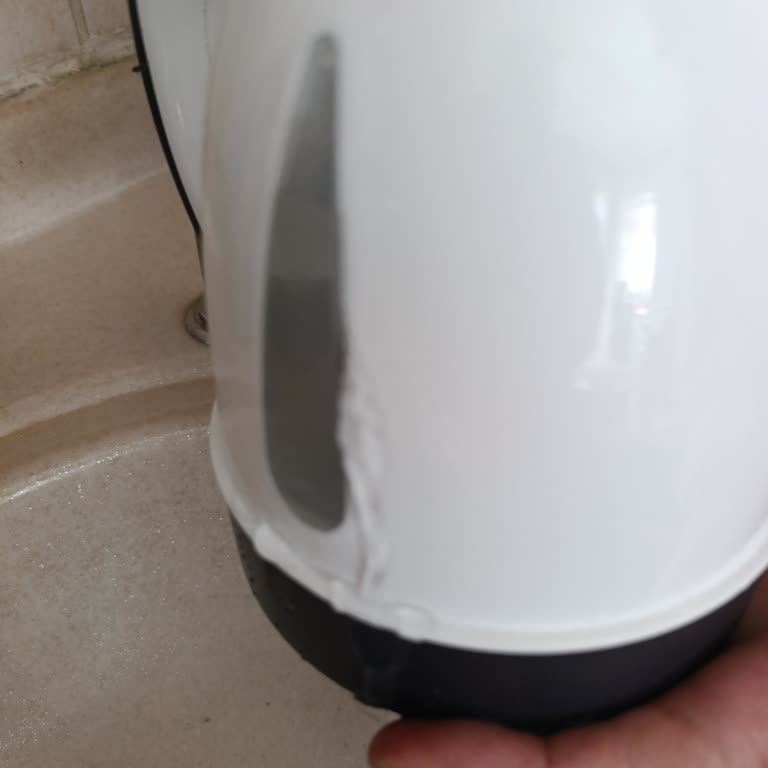 Kırık Kettle İadesi Sonrası Satıcı Cevap Vermiyor Ve Para İadesi Gelmedi