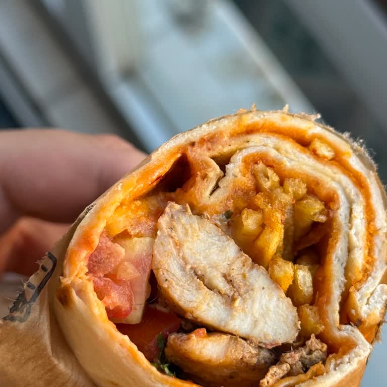 Migros Yemek'te Kıl Çıkan Dürüm Ve Uzayan İade Süreci