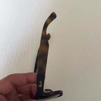 Rayban Gözlüğümde Parça Düşmesi Ve Mağaza Çalışanlarının Umursamaz Yaklaşımı