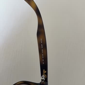 Rayban Gözlüğümde Parça Düşmesi Ve Mağaza Çalışanlarının Umursamaz Yaklaşımı