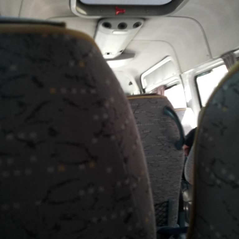 Yaz Sıcaklarında Minibüs Kliması Çalışmıyor Ve Şoför Tutumu Kayıtsız
