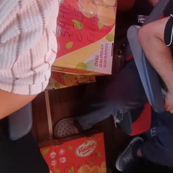 Bilgilendirme Yapılmadan Aktarma Ve Çift Koltuk Satışı Nedeniyle 14 Saatlik Gecikme