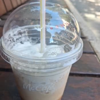 McDonald's Çikolata Frappe Aldım Aldığıma Gerçekten Pişman Oldum