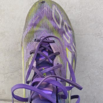 Adidas F50 Elite Kramponunda Üretim Hatası Ve İade Talebi