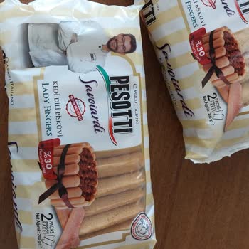 Pesotti Kedidili Bisküvisinde Bozuk Ambalaj Ve Kırık Ürün Şikayeti