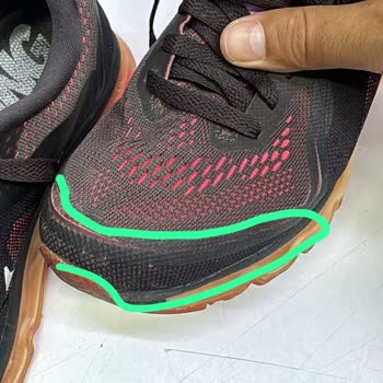 Lostra Sepeti Nike Ayakkabıda Yanıltıcı Onarım Ve Kalitesiz Dikiş
