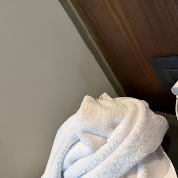 Vogue Hotel Bodrum’da 40.000 TL Ücret Öderken Temel Oda İhtiyaçları Eksik